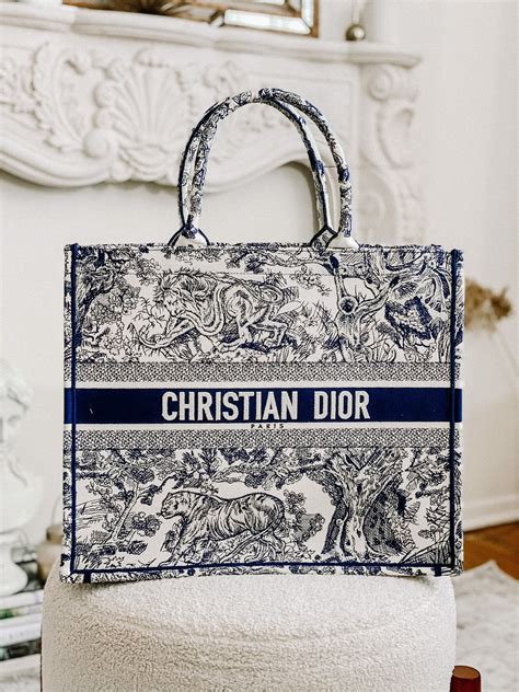 toile de jouy dior book tote|dior's book tote.